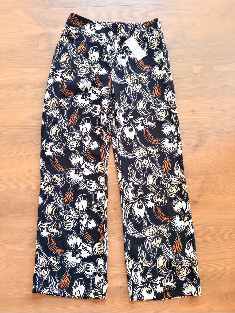 Lilly Pulitzer Rosamarie High Rise Wide Leg Pant in the "Onyx Irisistable”